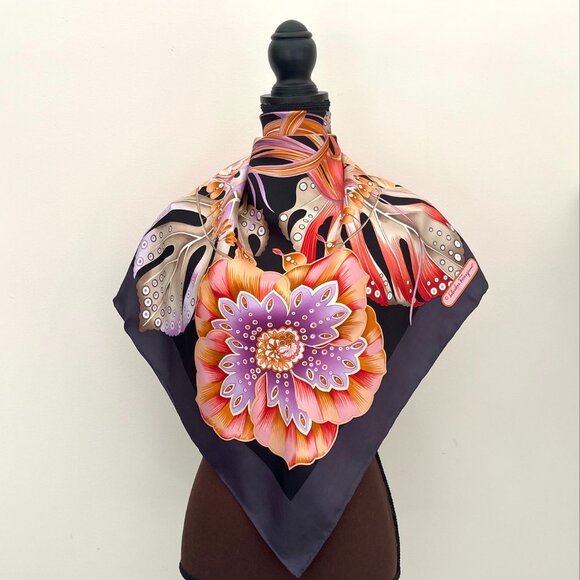 Salvatore Ferragamo Flowers Black Multicolor Silk Scarf - Picture 1 of 15